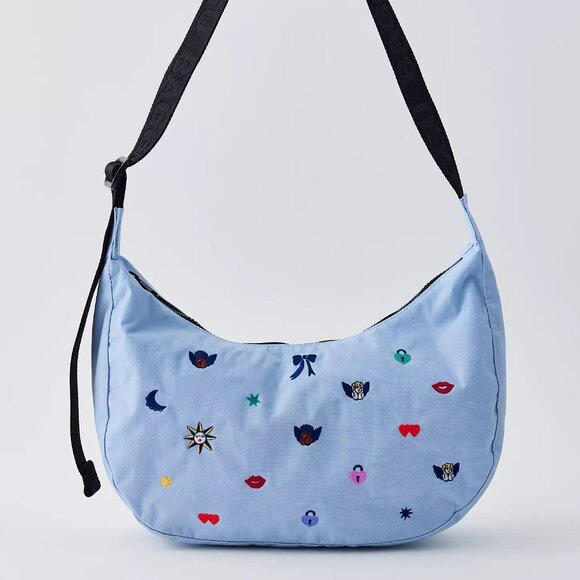 NWT Baggu Crescent Bag Medium - Embroidered Ditsy Charms - Picture 4 of 7